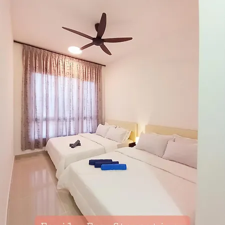 Family Fun Staycation @ Thelima Suite Kajang Exterior photo